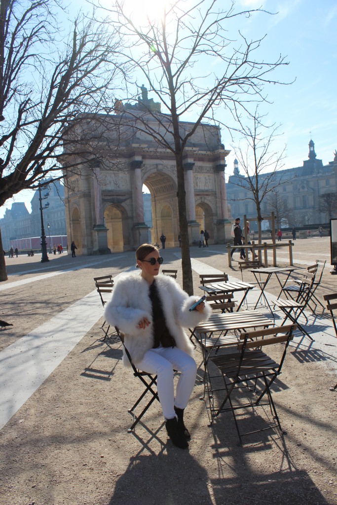 white Look in Paris