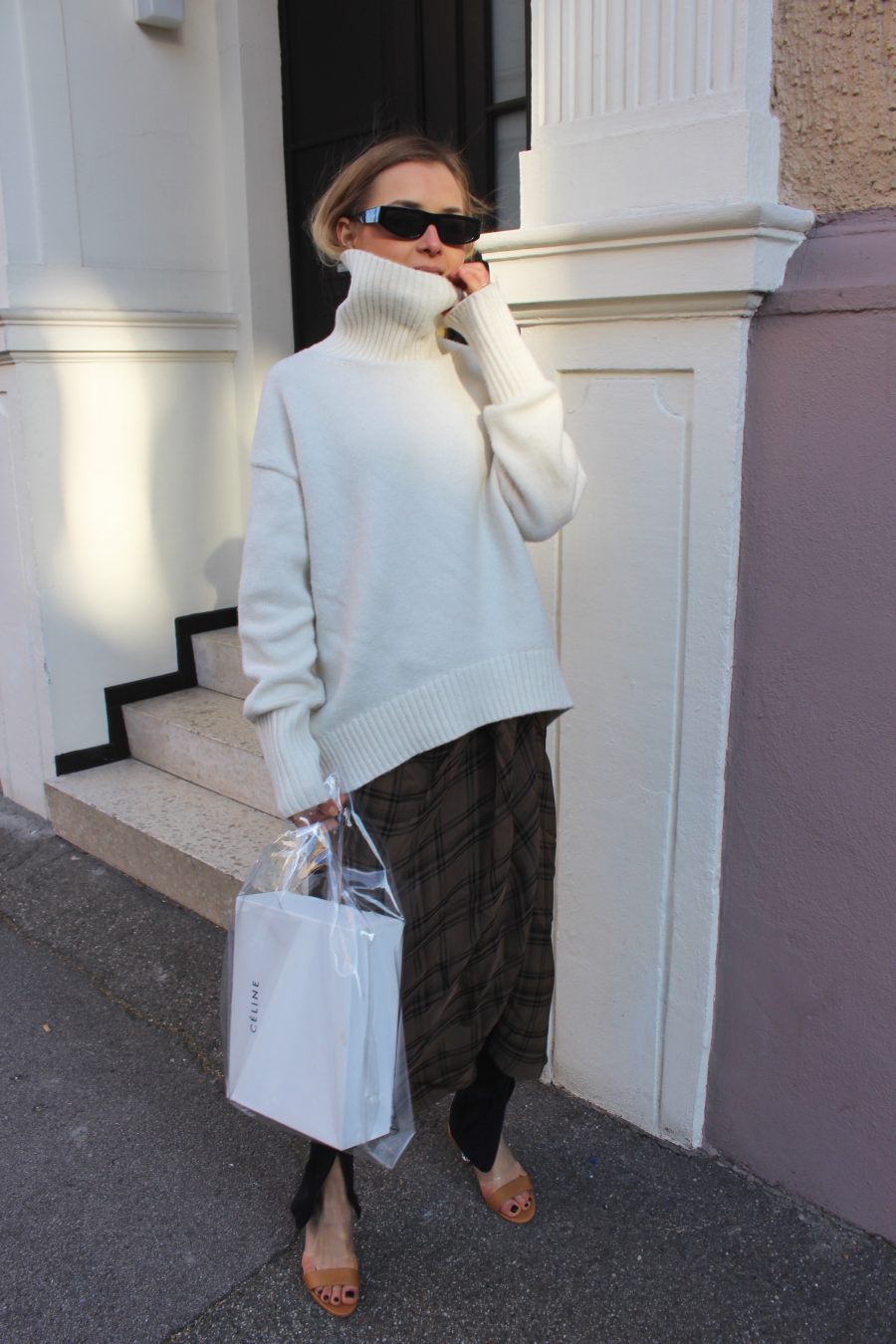 wide sweater cozy look white H&M