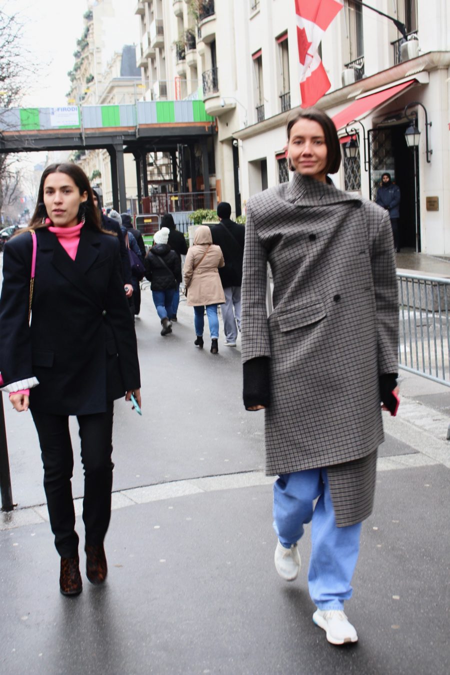 Street Style Paris Fashion Week FW18/19, Day 3