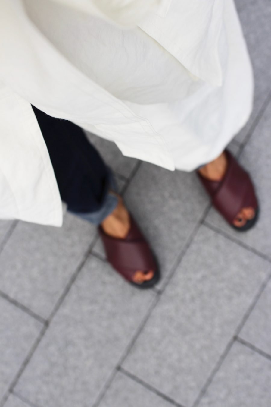 Burgundy sandals H&M trend 
