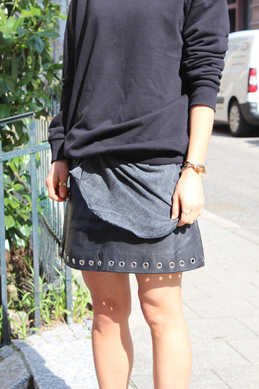 Blogger Skirt black leather