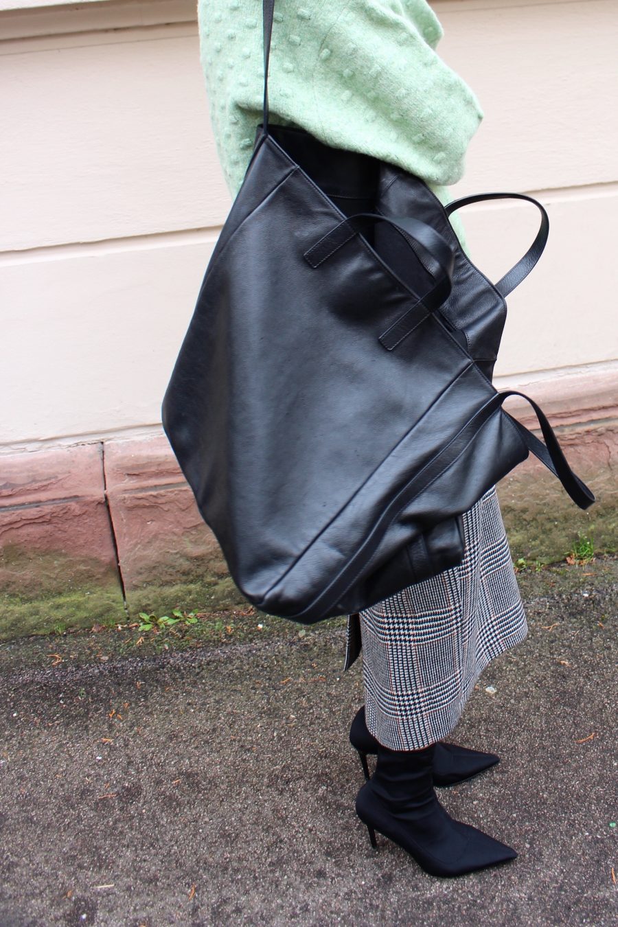 Balenciaga bag black