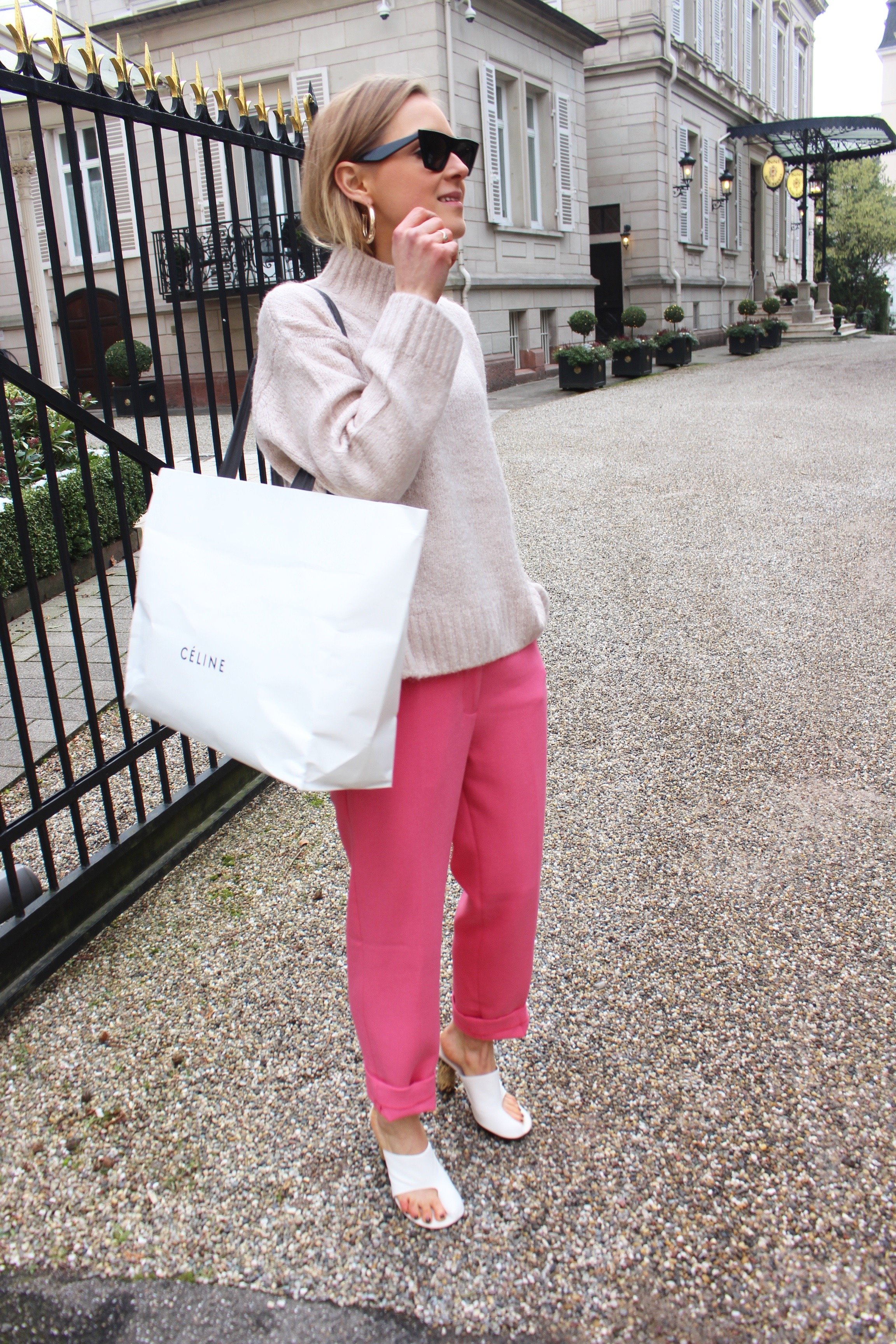Pink trousers H&M trend