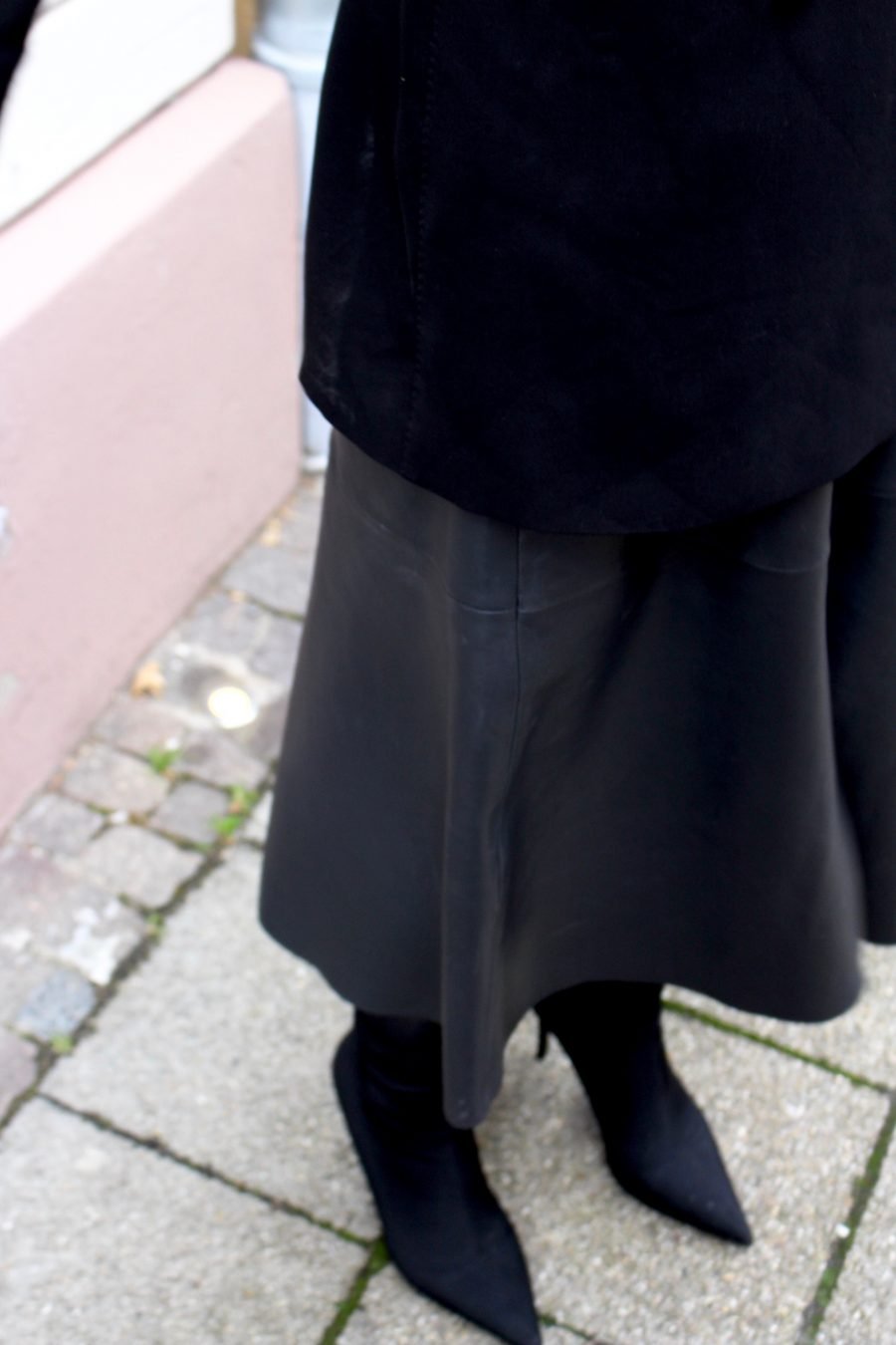 massimo dutti leather skirt