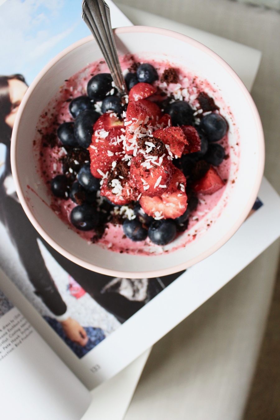 Summer Strawberry-Bowl Breakfast