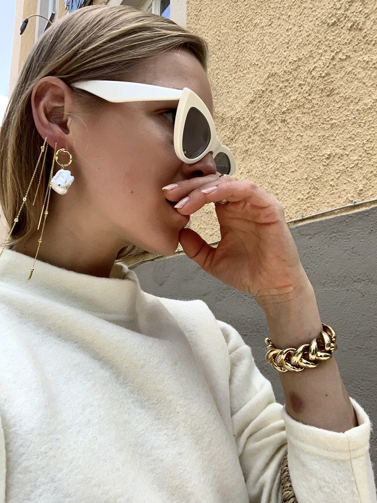 Catrin Knit White